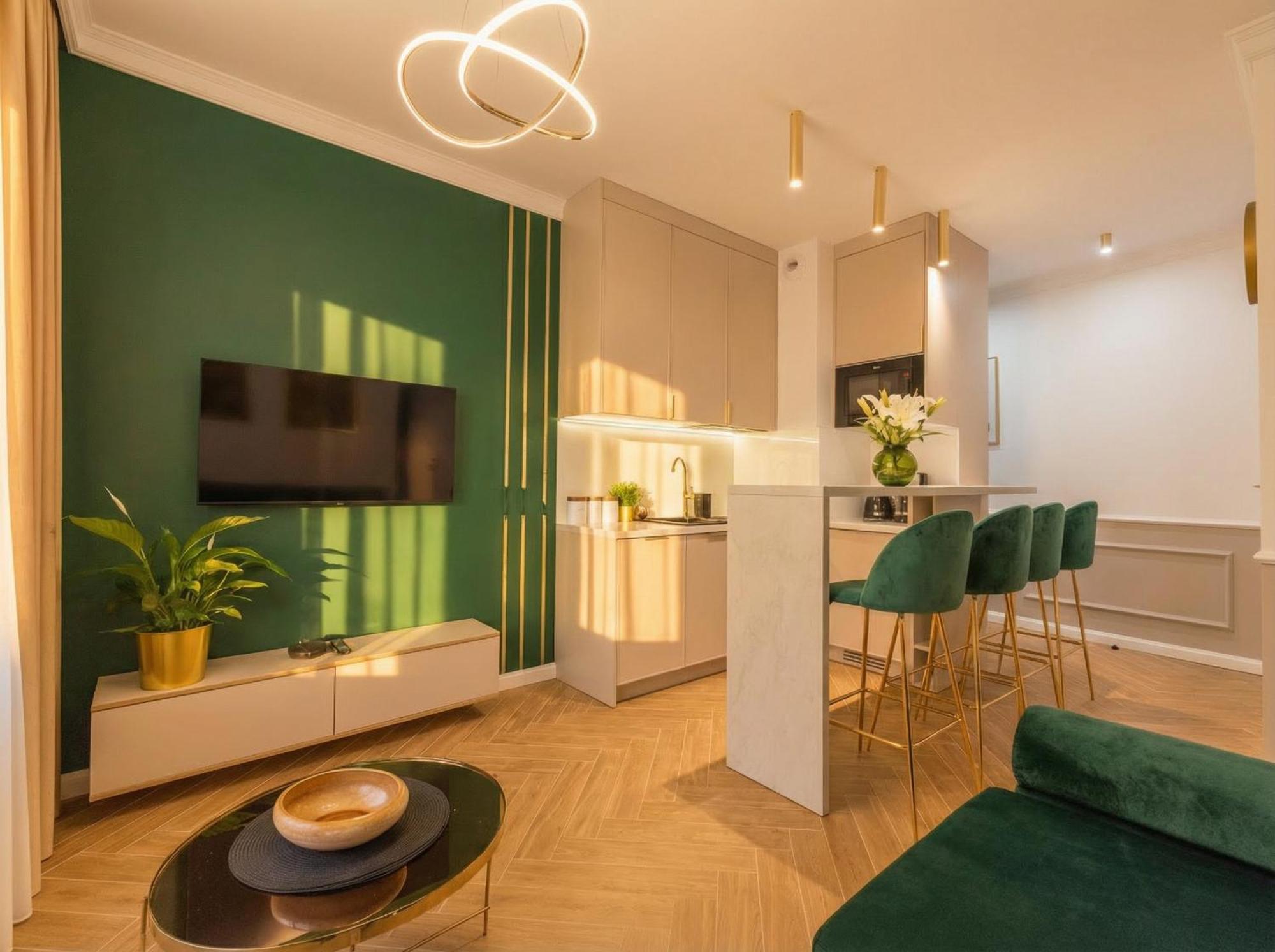 One-Bedroom Apartment
